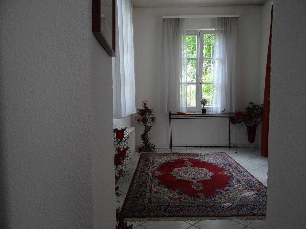 Chateau Mesny Gite Au Fil Des Pages Vic-sur-Seille Luaran gambar